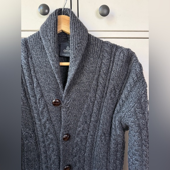Aran Men’s Shawl Collar Cardigan 100% Merino Wool Sweater Jacket size M button - Picture 3 of 16